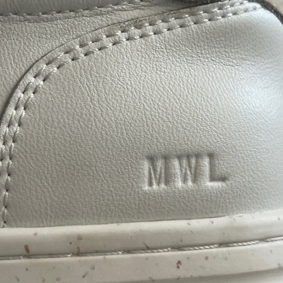 MADEWELL  shoes white leather court sneakers 
MWL size 9M - Picture 13 of 14